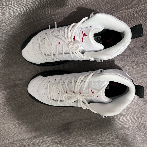 Jordan 12’s No Box - Picture 5 of 9